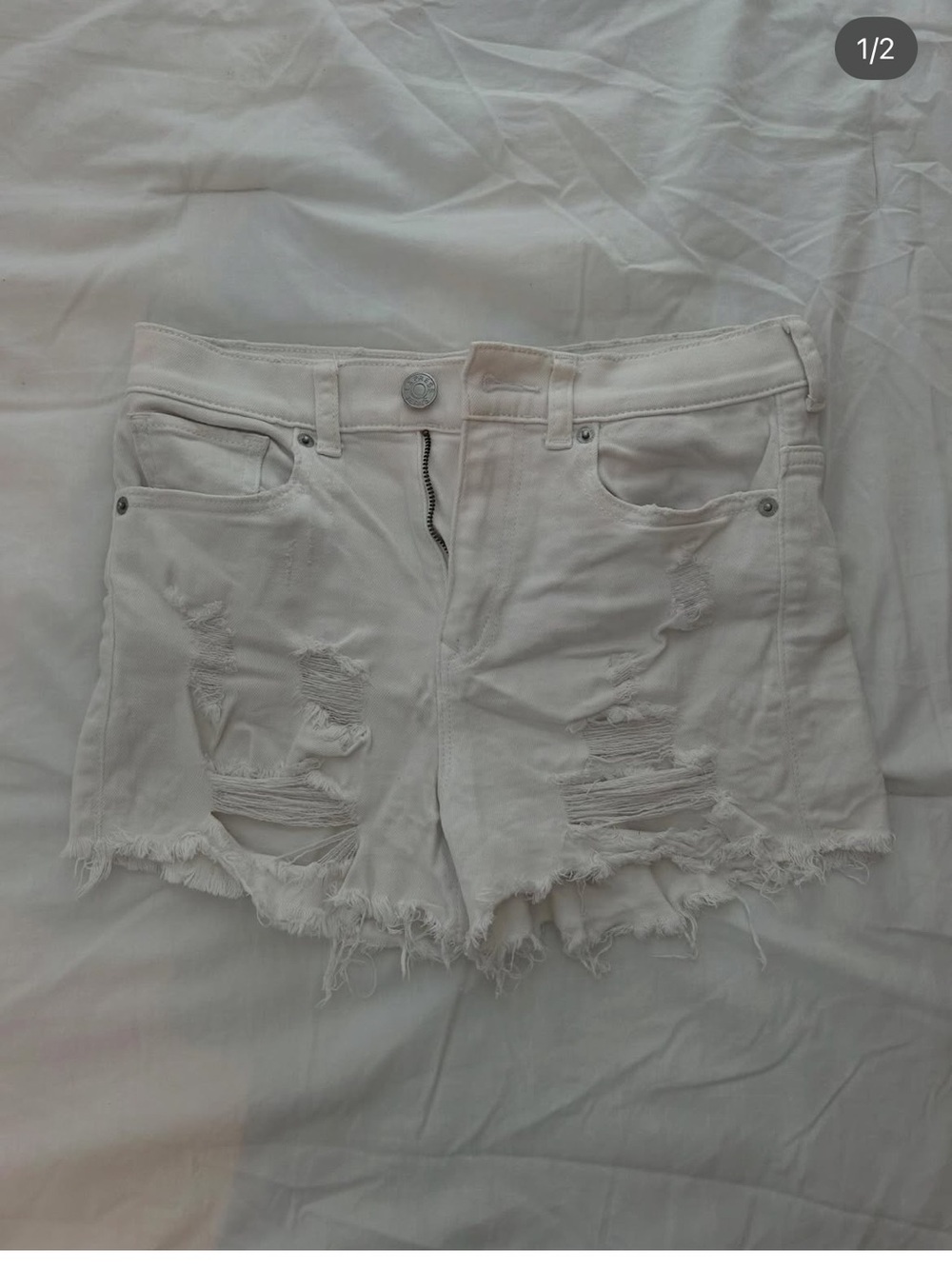 Express White Distressed Denim Women’s Shorts